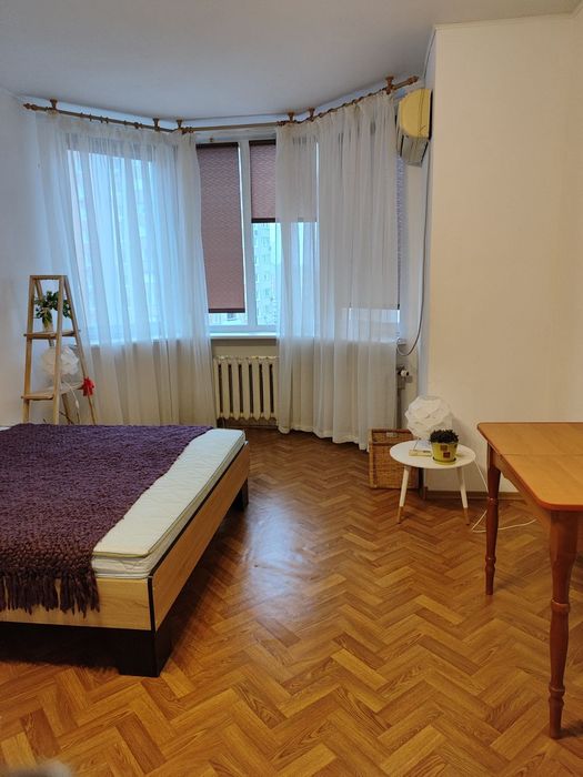 Григоренко, 28, м.Позняки, пішки 8-10хв.