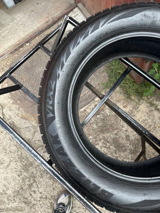 Шины БУ 205 55 R 16 Bridgestone blizzak VRX 2 Зима Комплект резина