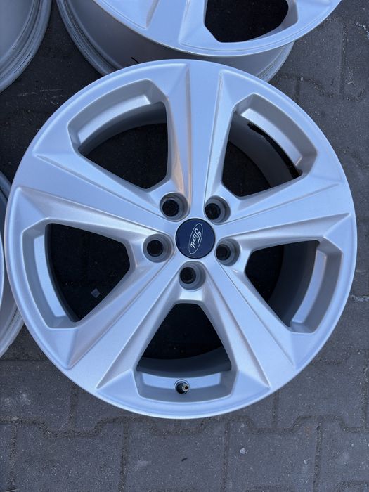 Felgi aluminiowe 18 cali  5x 108 Et 55 Ford Eddge