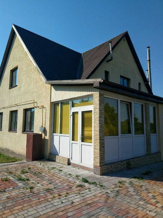 Пропоную до продажу чудовий 2 поверховий будинок під Каневом.
