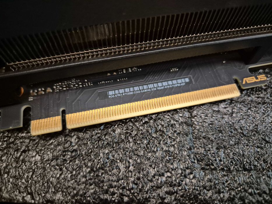 Asus ROG STRIX RTX 3090 24GB64586100617089123