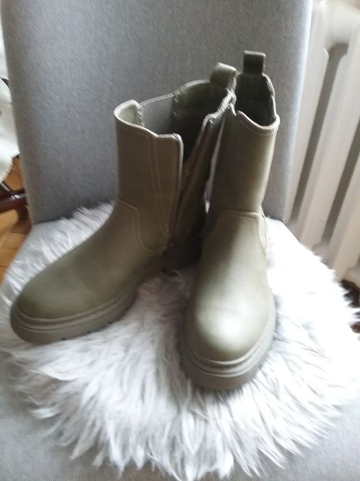 Buty zimowe , w kolorze khaki