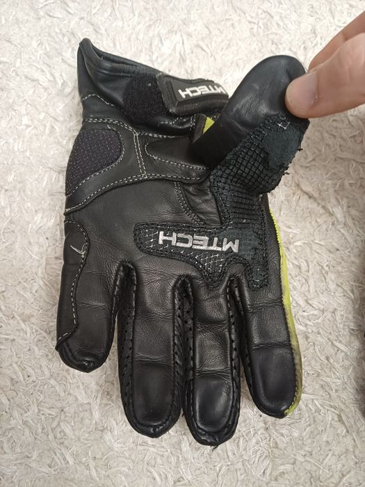 Luvas moto, ideais para moto desportiva.