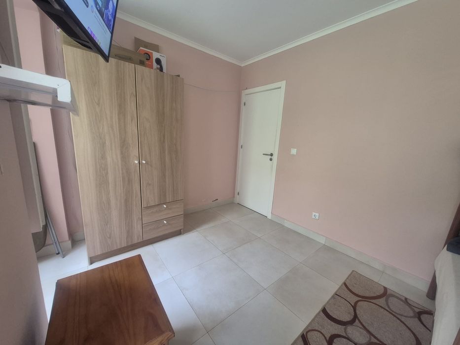 Arrendo quarto duplo no centro de Lisboa