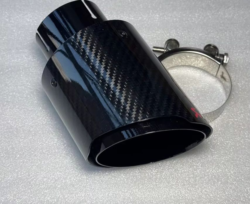 Ponteiras singulares akrapovik pretas