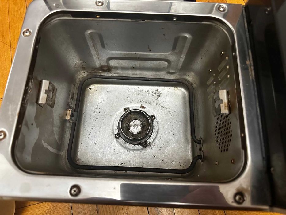 Хлібопіч Electrolux