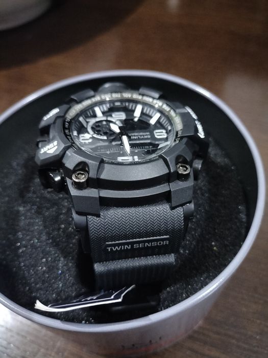 Relógio  SKyLINe tipo g-shock novo