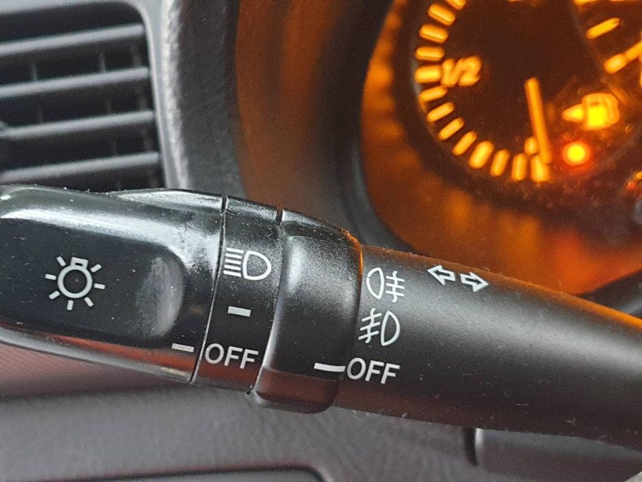 Quadrante Toyota Avensis Berlina T25