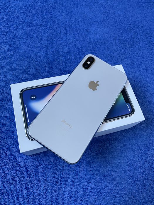 Apple iPhone X 64GB Silver стан НОВОГО