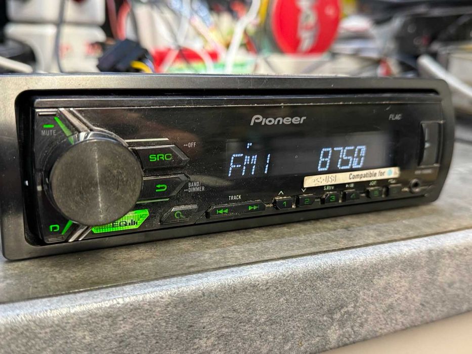 Fabryczne Radio Skoda Fabia III Pioneer MVH-190UBG