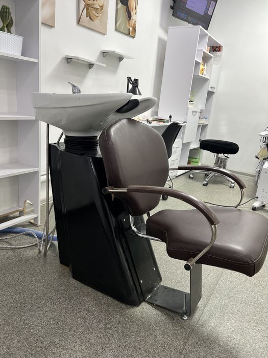 Мебель для салона красоты б/у