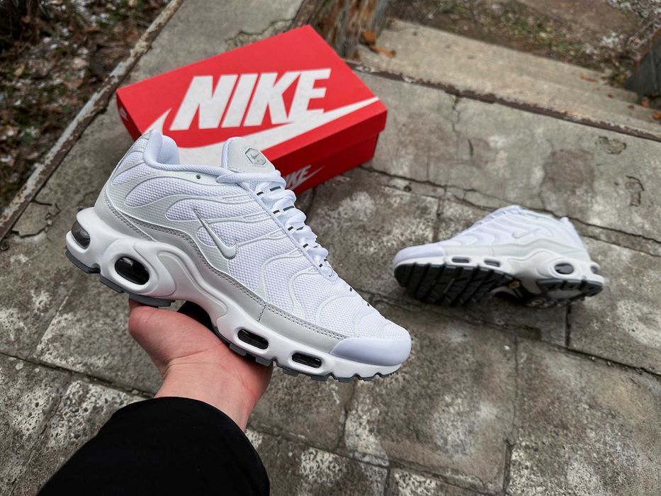 Мужские кроссовки Nike Air Max Plus TN (8 цветов) 41-46 размеры