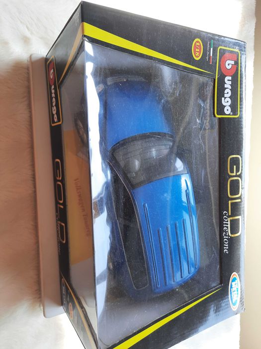 Volkswagen Touareg - 1/18 Bburago