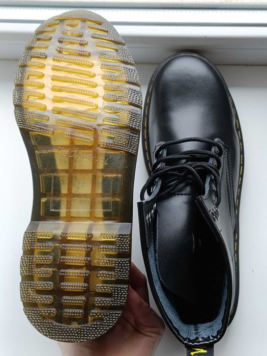 Нові черевики демісезонні