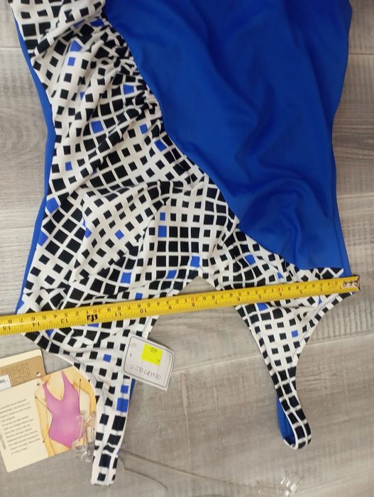 Новий суцільний купальник Deidad р. М