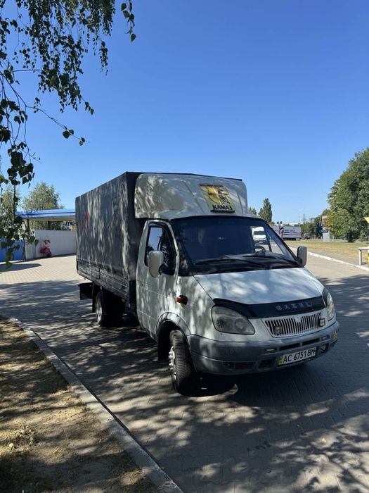 Продам газель бортову