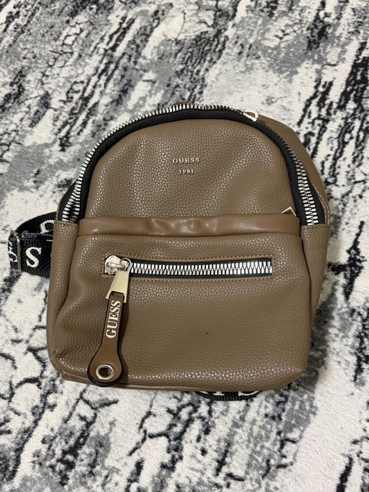 шкіряний рюкзак