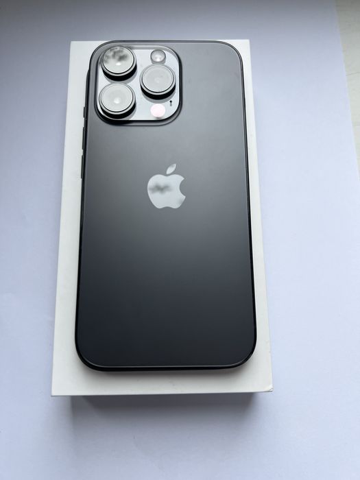 Iphone 14 Pro 128gb Space Black stan idealny, szkło ochronne i etu