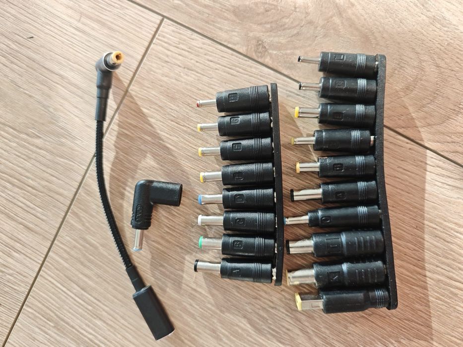 Zestaw przejściówek do ładowania laptopa z usb