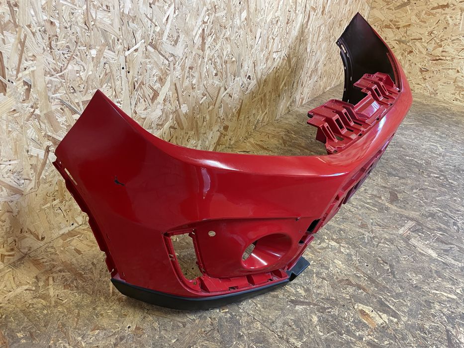 Передній бампер  Suzuki vitara 2 Оригінал