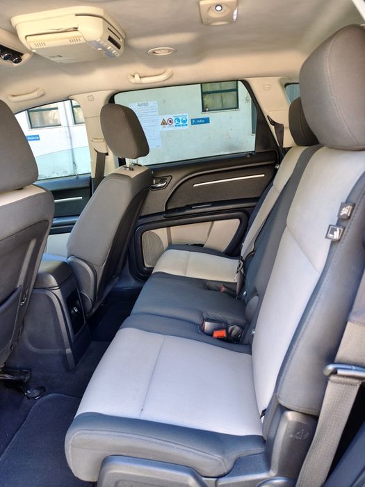 Dodge Journey 2.0CRD//7 lugares//poucos kms
