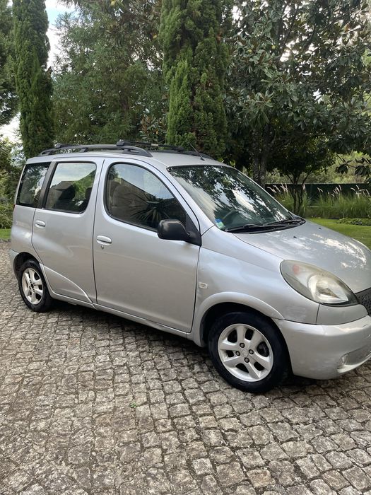 Toyota Yaris Verso