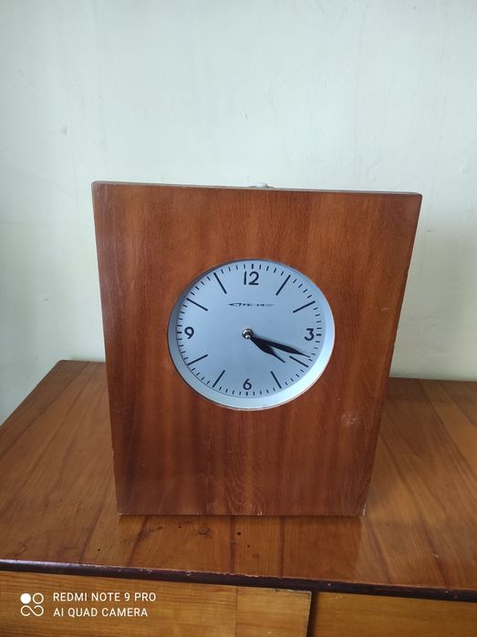 Годинник Стріла кварц.