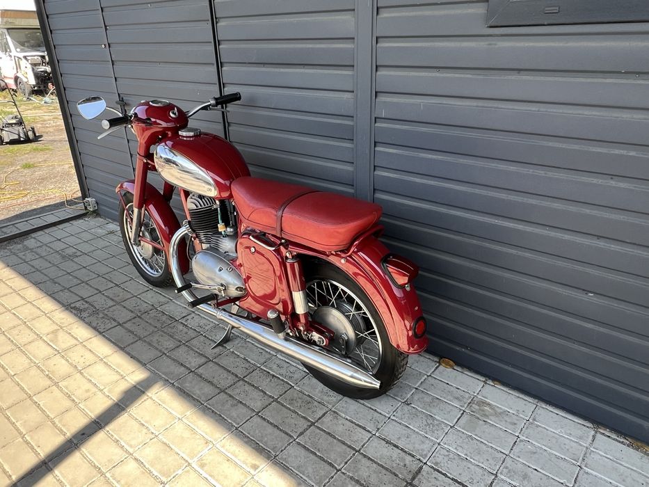 Jawa 250 typ 353
