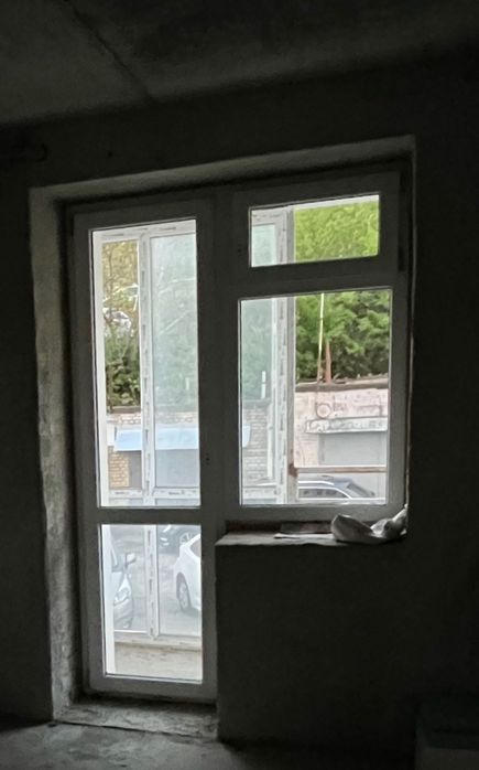 Металопластикові двері на балкон з новобудови