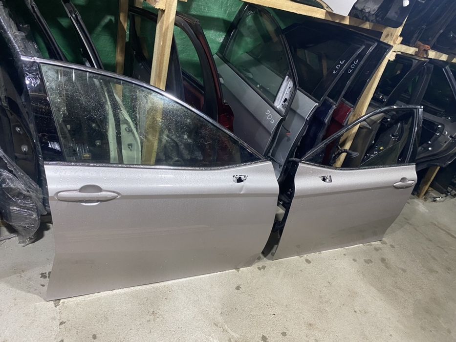 Toyota Camry 70 75 80 Дверка Двері Двери Дверь передня ліва передня права задня ліва задня права, різні кольори в наявності РОЗБОРКА ЗАПЧАСТИНИ