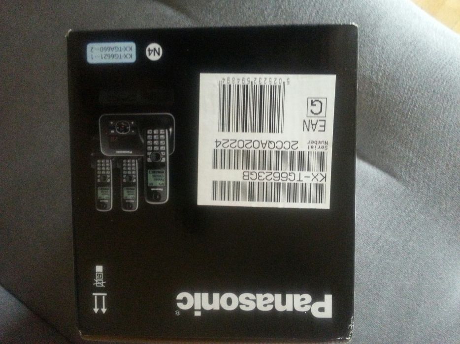Telefon stacjonarny Panasonic z sekretarka