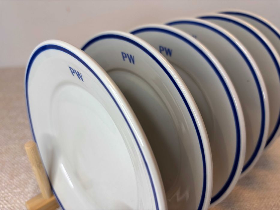 Porcelana Lubiana - talerzyki / PRL / średnica 17 cm