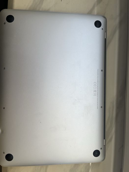 MacBook  заблокований