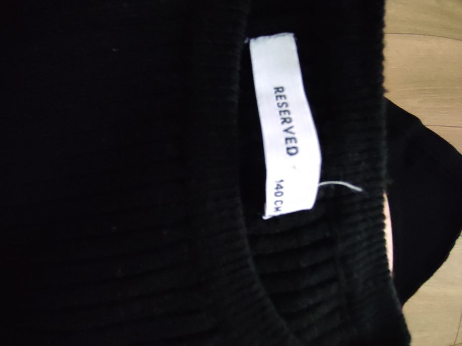 Prążkowany czarny komplet Reserved 140