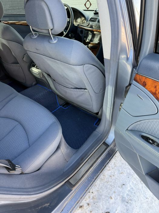 Продаж мерседес w211 2.2