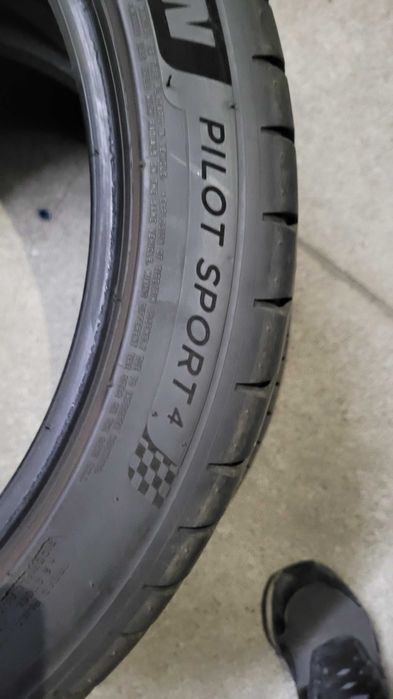 2 sztuki opony Michelin Pilot Sport 4 215/45 R17