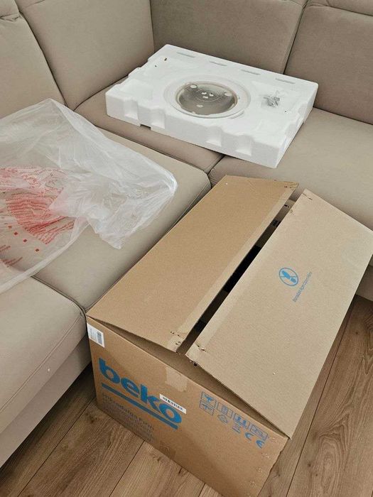 Kuchenka mikrofalowa Beko BMGB25333 czarna NOWA