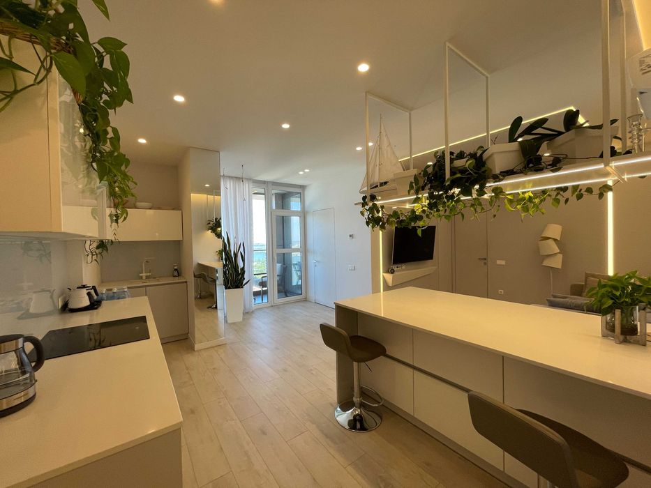 Продам видовую 3-х комн. квартиру ЖК "Новодворянский" парк Шевченко