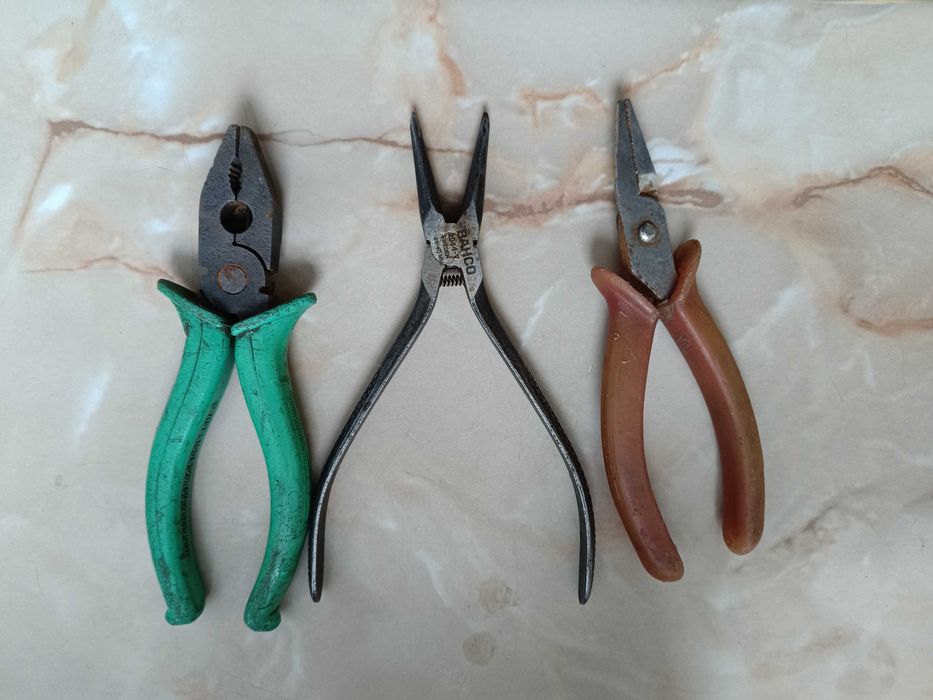 Stare szczypce kombinerki 3 szt