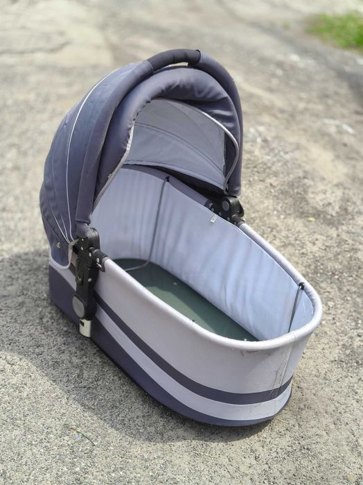 Люлька  «Valco Baby Q Bassinet»