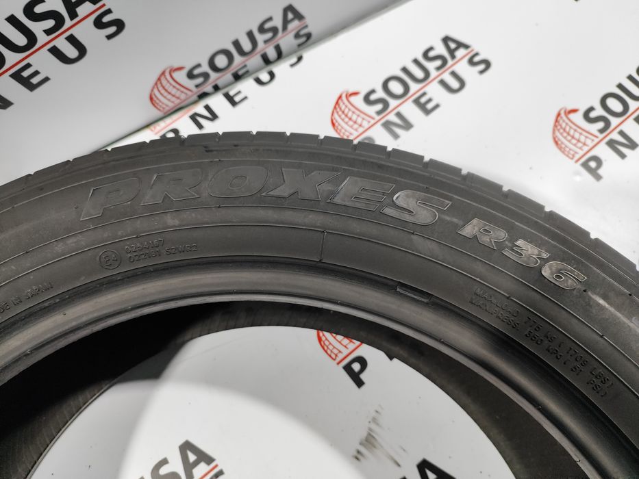 2 pneus semi novos 225-55R19 Toyo - Oferta dos Portes