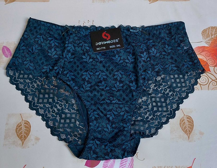 Nowe z metką majtki figi koronka 3XL Dorimodes zielone