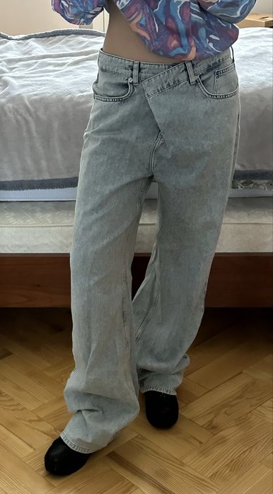 ‼️Срочно продаю Джинси жіночі KARL LAGERFELD