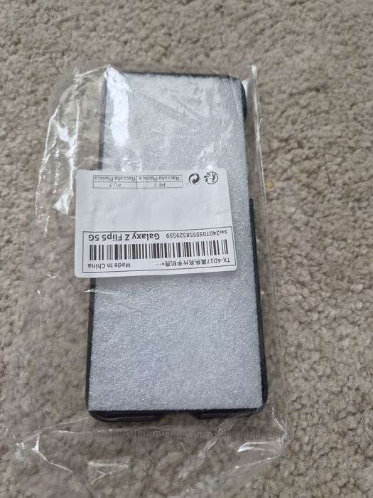 Etui marki Samsung Galaxy Z Flip5