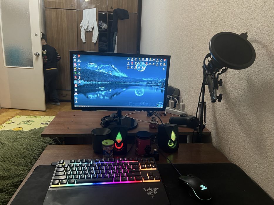 Продам игровой пк с монитором samsung 24