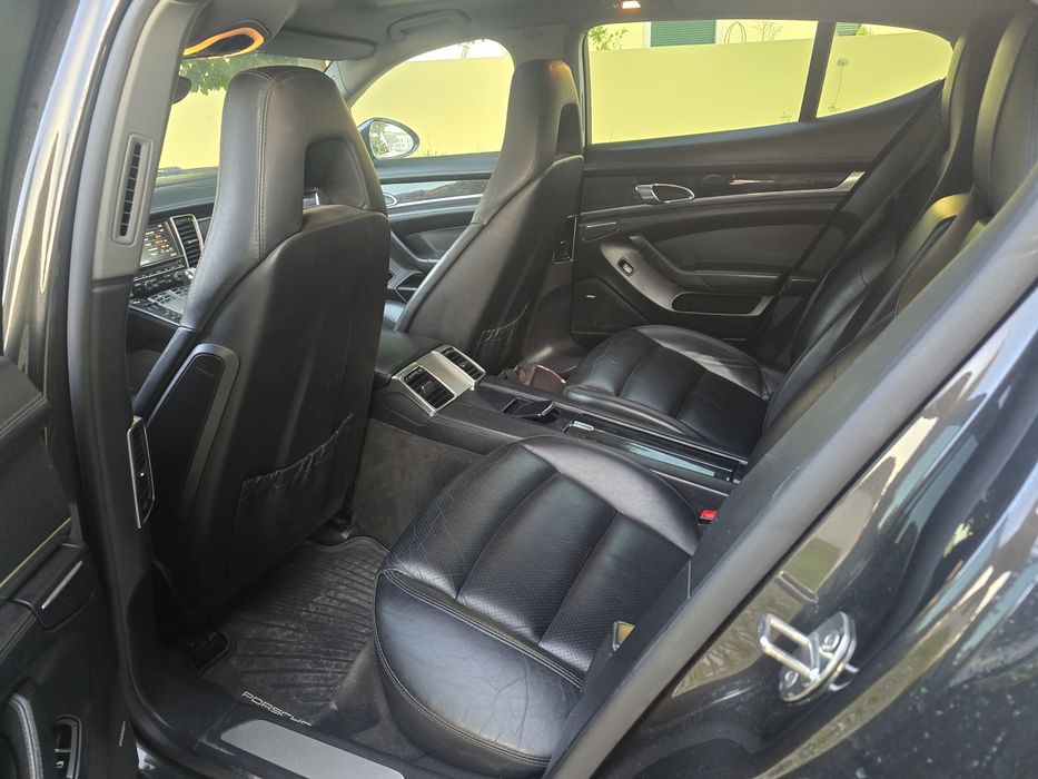 Porsche Panamera 3.6 Gasolina (aceito retoma)
