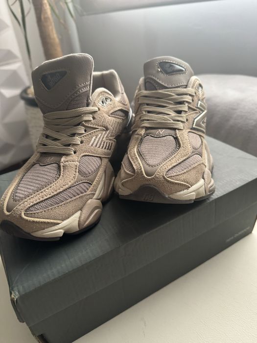 Tenis new balance 9060 cor castanho