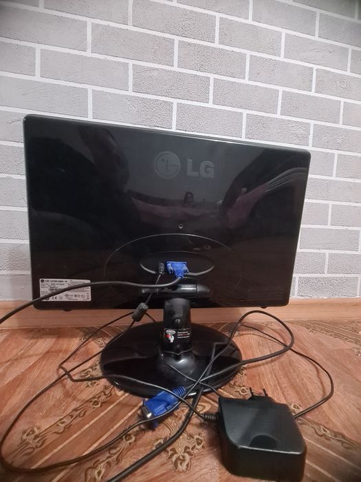 Монитор FLATRON E2050S