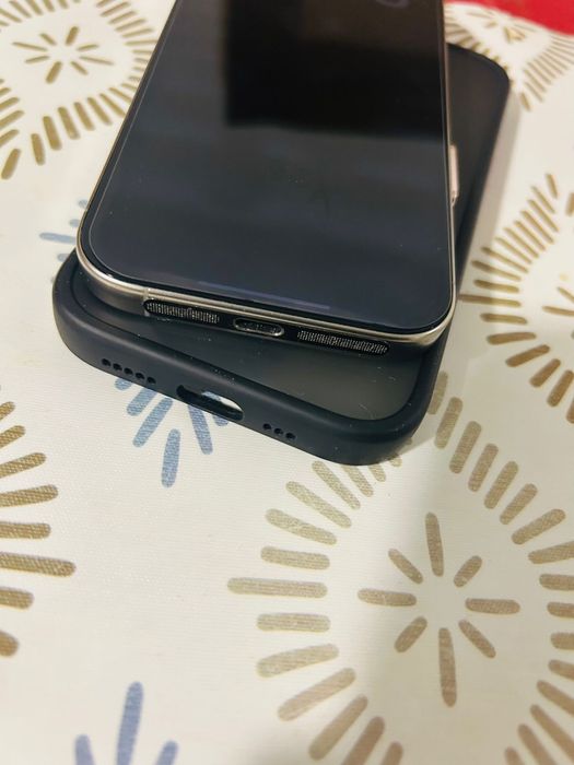 IPHONE 16 PRO TITANIUM 128GB ( Troca Samsug S25 Ultra )