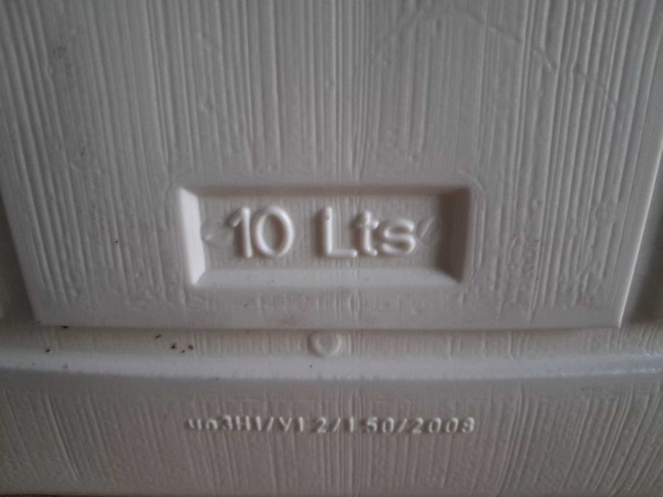 2 Bidons de 10 Lts